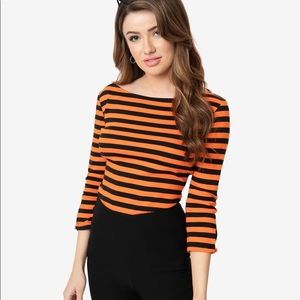 Unique Vintage black and orange Halloween boat neck top size L